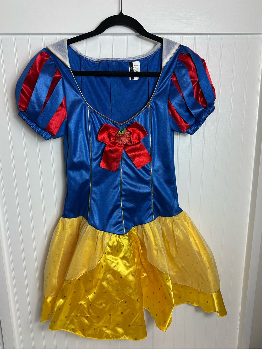 Leg Avenue Snow White Costume with headband and bow